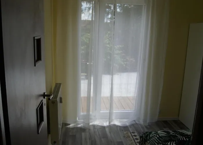 Zacisze, Na Wsi Blisko Trójmiasta *